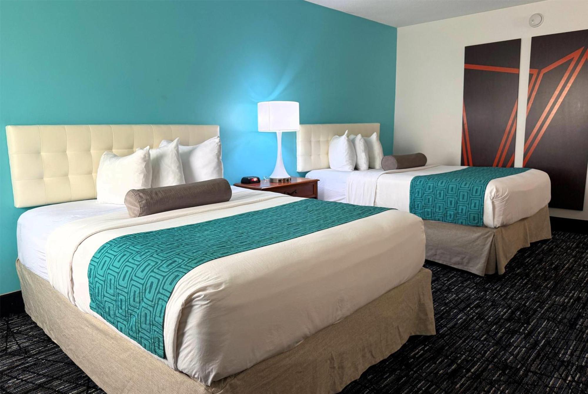 Howard Johnson By Wyndham Evansville East Exterior photo